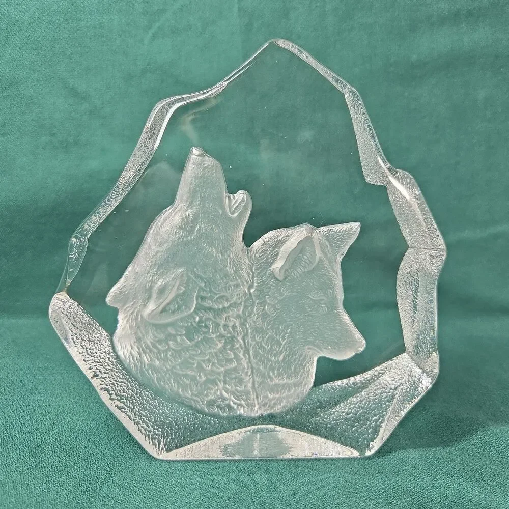 Vintage Frosted Glass Wolves Sculpture Paperweight Figurine Iceberg Style Decor